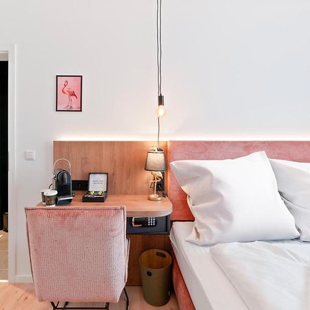 Jungle No5 Boutique Hotel - Stuttgart City-Center Exteriör bild